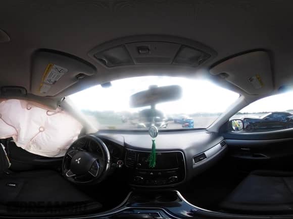 2018 Mitsubishi Outlander SE with VIN JA4AD3A33JZ055813, listed as a IAAI auction lot 41232885 with 126,457 mi miles and . Bid and sale history available at DreamBid. Image 18.