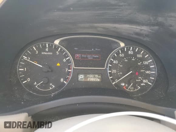 ✅ 2015 Nissan Pathfinder Platinum • VIN: 5N1AR2MNXFC681637 • Лот: 86086225. Опубликован ранее на Copart с пробегом 143 079 миль. Бесплатный доступ к архиву аукционных продаж из США и подробный отчёт об истории автомобиля на DreamBid. Изображение 9.