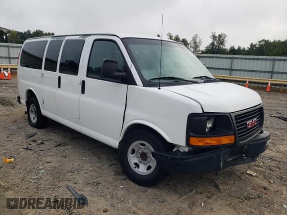 ✅ 2012 GMC Savana • VIN: 1GJW7PFG4C1200924 • Lot: 71206545. Wystawiony na Copart z przebiegiem 126 625 mil. Bezpłatny archiwum sprzedaży aukcyjnych z USA i szczegółowy raport historii pojazdu na DreamBid. Zdjęcie 1.