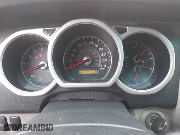 ✅ 2003 Toyota 4Runner Limited • VIN: JTEZU17R638003119 • Lot: 43423028. Wystawiony na IAAI z przebiegiem 261 617 mil. Bezpłatny archiwum sprzedaży aukcyjnych z USA i szczegółowy raport historii pojazdu na DreamBid. Zdjęcie 7.