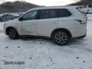 ✅ 2015 Mitsubishi Outlander GT • VIN: JA4JZ4AX3FZ005575 • Lot: 41771955. Listed on Copart with 145,852 mi. Free auction sales archive from the USA and detailed vehicle history report at DreamBid. Image 2.