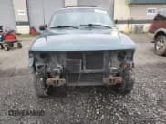 ✅ 1997 Ford Explorer • VIN: 1FMCU24E5VUB71602 • Lot: 87081674. Wystawiony na Copart z przebiegiem 193 534 mil. Bezpłatny archiwum sprzedaży aukcyjnych z USA i szczegółowy raport historii pojazdu na DreamBid. Zdjęcie 5.