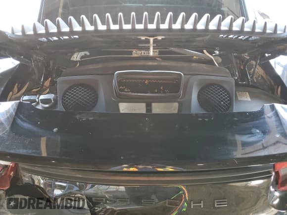 ✅ 2019 Porsche 911 Carrera S • VIN: WP0AB2A96KS114597 • Lot: 57873704. Listed on Copart with 44,417 mi. Free auction sales archive from the USA and detailed vehicle history report at DreamBid. Image 12.