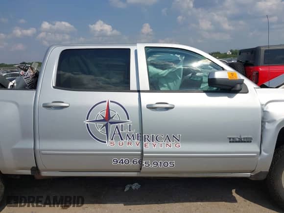 2017 Chevrolet Silverado 1500 LT with VIN 3GCUKREC4HG504058, listed as a IAAI auction lot 43038017 with Not provided miles and . Bid and sale history available at DreamBid. Image 12.