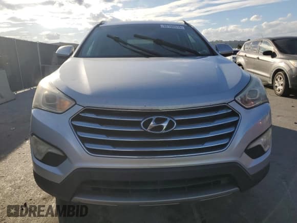 ✅ 2016 Hyundai Santa Fe SE • VIN: KM8SM4HF2GU148906 • Лот: 92100515. Опубликован ранее на Copart с пробегом 172 736 миль. Бесплатный доступ к архиву аукционных продаж из США и подробный отчёт об истории автомобиля на DreamBid. Изображение 5.