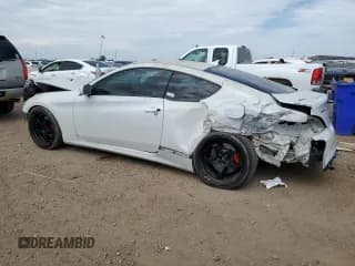 ✅ 2013 Hyundai Genesis Coupe Grand Touring • VIN: KMHHU6KJ2DU106928 • Lot: 70857875. Wystawiony na Copart z przebiegiem 199 735 mil. Bezpłatny archiwum sprzedaży aukcyjnych z USA i szczegółowy raport historii pojazdu na DreamBid. Zdjęcie 2.