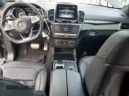 ✅ 2019 Mercedes-Benz GLE 43 AMG • VIN: 4JGDA6EBXKB193207 • Lot: 38186214. Listed on Copart with 27,789 mi. Free auction sales archive from the USA and detailed vehicle history report at DreamBid. Image 8.