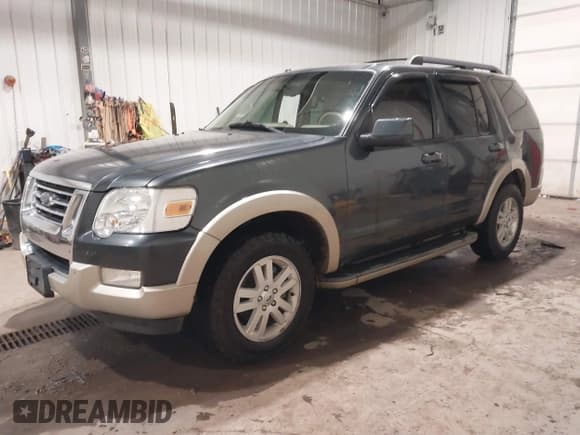 ✅ 2010 Ford Explorer Eddie Bauer • VIN: 1FMEU7EE9AUA32068 • Lot: 41440095. Wystawiony na IAAI z przebiegiem 230 945 mil. Bezpłatny archiwum sprzedaży aukcyjnych z USA i szczegółowy raport historii pojazdu na DreamBid. Zdjęcie 17.