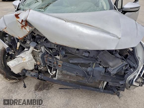 ✅ 2021 Nissan Versa SV • VIN: 3N1CN8EV6ML834495 • Lot: 95767275. Listed on Copart with Not provided. Free auction sales archive from the USA and detailed vehicle history report at DreamBid. Image 12.