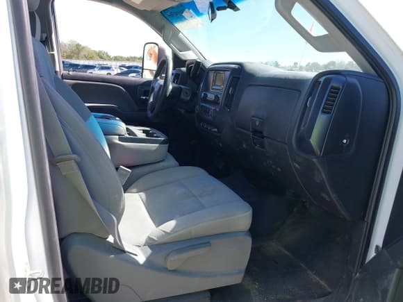 ✅ 2015 Chevrolet Silverado 2500HD Work Truck • VIN: 1GC2CUEG7FZ519192 • Лот: 43494305. Опубликован ранее на IAAI с пробегом 215 257 миль. Бесплатный доступ к архиву аукционных продаж из США и подробный отчёт об истории автомобиля на DreamBid. Изображение 5.