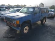 ✅ 1987 Toyota Pickup • VIN: JT4RN63R2H0102014 • Лот: 43727270. Опубликован ранее на IAAI с пробегом 273 522 миль. Бесплатный доступ к архиву аукционных продаж из США и подробный отчёт об истории автомобиля на DreamBid. Изображение 2.