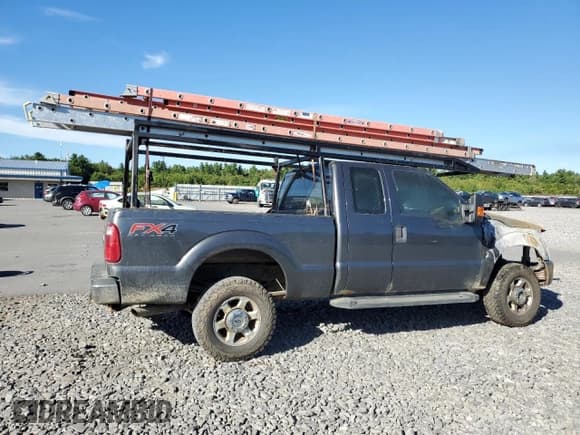 ✅ 2015 Ford F-250 XLT • VIN: 1FT7X2B68FEA85995 • Lot: 80056215. Wystawiony na Copart z przebiegiem Nie podano. Bezpłatny archiwum sprzedaży aukcyjnych z USA i szczegółowy raport historii pojazdu na DreamBid. Zdjęcie 3.