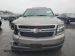 ✅ 2017 Chevrolet Suburban LT • VIN: 1GNSKHKC8HR271959 • Lot: 81591794. Wystawiony na Copart z przebiegiem 148 021 mil. Bezpłatny archiwum sprzedaży aukcyjnych z USA i szczegółowy raport historii pojazdu na DreamBid. Zdjęcie 5.