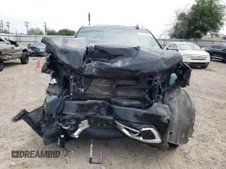 ✅ 2019 Chevrolet Silverado 1500 High Country • VIN: 1GCUYHEL4KZ167990 • Lot: 52931574. Wystawiony na Copart z przebiegiem Nie podano. Bezpłatny archiwum sprzedaży aukcyjnych z USA i szczegółowy raport historii pojazdu na DreamBid. Zdjęcie 5.