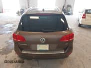 ✅ 2013 Volkswagen Touareg Sport • VIN: WVGEF9BPXDD008121 • Lot: 43065668. Listed on IAAI with 86,922 mi. Free auction sales archive from the USA and detailed vehicle history report at DreamBid. Image 16.