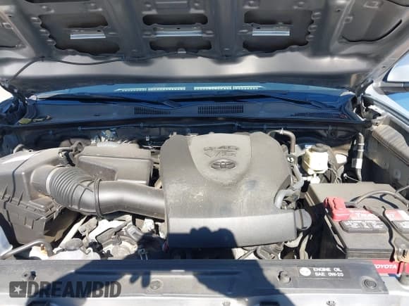 ✅ 2017 Toyota Tacoma SR5 • VIN: 3TMBZ5DN2HM007865 • Lot: 43384493. Listed on IAAI with 61,625 mi. Free auction sales archive from the USA and detailed vehicle history report at DreamBid. Image 10.