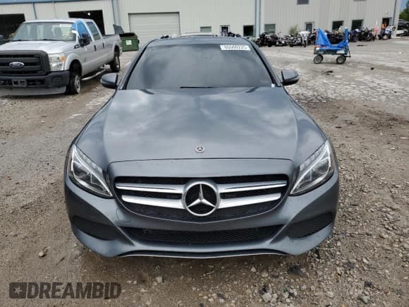✅ 2018 Mercedes-Benz C 350e • VIN: 55SWF4HB3JU239548 • Лот: 65560225. Опубликован ранее на Copart с пробегом 112 356 миль. Бесплатный доступ к архиву аукционных продаж из США и подробный отчёт об истории автомобиля на DreamBid. Изображение 5.