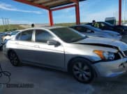 ✅ 2008 Honda Accord EX • VIN: JHMCP26728C075347 • Лот: 43617347. Опубликован ранее на IAAI с пробегом 242 947 миль. Бесплатный доступ к архиву аукционных продаж из США и подробный отчёт об истории автомобиля на DreamBid. Изображение 13.