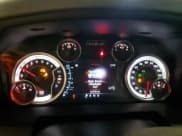 ✅ 2013 Ram 2500 SLT • VIN: 3C6TR5DT7DG547330 • Lot: 53997435. Wystawiony na Copart z przebiegiem 218 775 mil. Bezpłatny archiwum sprzedaży aukcyjnych z USA i szczegółowy raport historii pojazdu na DreamBid. Zdjęcie 9.