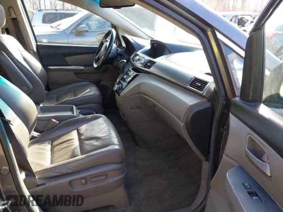 ✅ 2012 Honda Odyssey EX-L • VIN: 5FNRL5H66CB130892 • Lot: 43795563. Listed on IAAI with 155,722 mi. Free auction sales archive from the USA and detailed vehicle history report at DreamBid. Image 5.