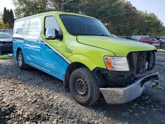 ✅ 2016 Nissan NV S • VIN: 5BZBF0AA6GN852817 • Lot: 81276505. Listed on Copart with 141,069 mi. Free auction sales archive from the USA and detailed vehicle history report at DreamBid. Image 4.