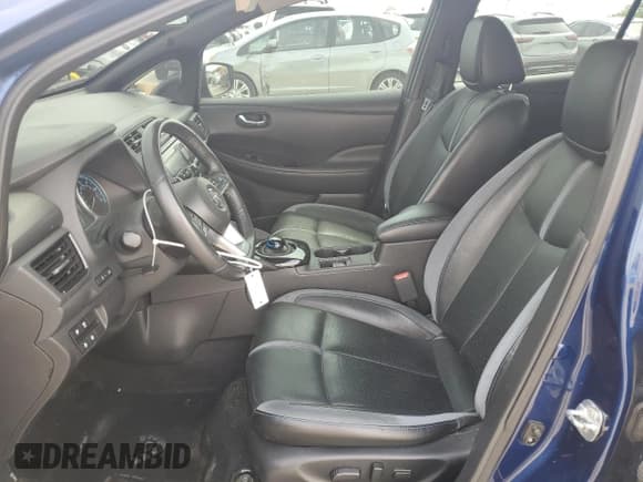 ✅ 2018 Nissan LEAF S • VIN: 1N4AZ1CP7JC303503 • Lot: 65561935. Wystawiony na Copart z przebiegiem 48 029 mil. Bezpłatny archiwum sprzedaży aukcyjnych z USA i szczegółowy raport historii pojazdu na DreamBid. Zdjęcie 7.