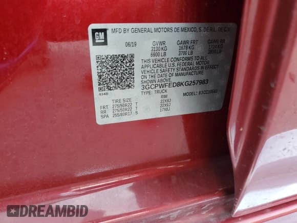 ✅ 2019 Chevrolet Silverado 1500 High Country • VIN: 3GCPWFED8KG257983 • Lot: 54558245. Wystawiony na Copart z przebiegiem 99 395 mil. Bezpłatny archiwum sprzedaży aukcyjnych z USA i szczegółowy raport historii pojazdu na DreamBid. Zdjęcie 12.