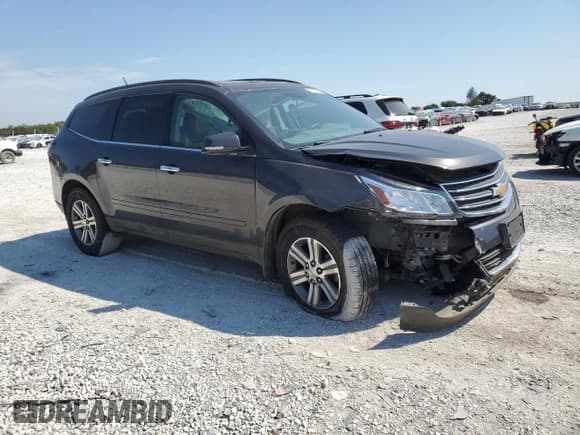 ✅ 2016 Chevrolet Traverse LT • VIN: 1GNKRGKD2GJ232019 • Lot: 72032385. Wystawiony na Copart z przebiegiem Nie podano. Bezpłatny archiwum sprzedaży aukcyjnych z USA i szczegółowy raport historii pojazdu na DreamBid. Zdjęcie 4.