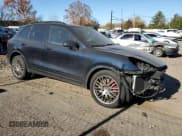 ✅ 2016 Porsche Cayenne Turbo • VIN: WP1AC2A21GLA89382 • Lot: 73531314. Wystawiony na Copart z przebiegiem 93 378 mil. Bezpłatny archiwum sprzedaży aukcyjnych z USA i szczegółowy raport historii pojazdu na DreamBid. Zdjęcie 4.
