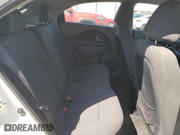 ✅ 2015 Kia Rio SX • VIN: KNADN5A34F6443330 • Lot: 80345265. Wystawiony na Copart z przebiegiem 114 319 mil. Bezpłatny archiwum sprzedaży aukcyjnych z USA i szczegółowy raport historii pojazdu na DreamBid. Zdjęcie 10.