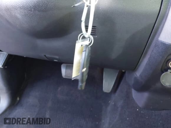 ✅ 2017 Ram 1500 Tradesman • VIN: 1C6RR7KG1HS851117 • Lot: 41287282. Wystawiony na IAAI z przebiegiem 69 871 mil. Bezpłatny archiwum sprzedaży aukcyjnych z USA i szczegółowy raport historii pojazdu na DreamBid. Zdjęcie 11.