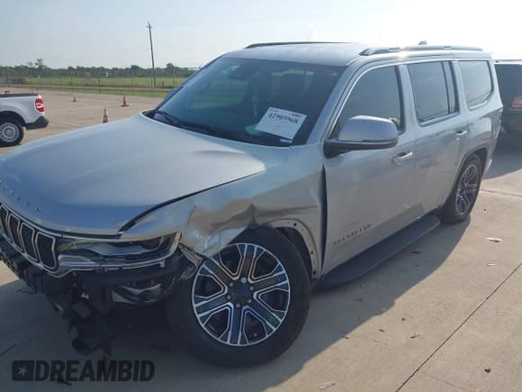 ✅ 2022 Jeep Wagoneer Series III • VIN: 1C4SJVDT0NS143145 • Lot: 42905968. Listed on IAAI with 41,218 mi. Free auction sales archive from the USA and detailed vehicle history report at DreamBid. Image 2.