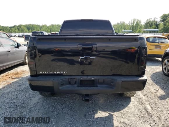 ✅ 2007 Chevrolet Silverado 1500 Work Truck • VIN: 1GCEK14007Z569128 • Lot: 55231065. Listed on Copart with 222,222 mi. Free auction sales archive from the USA and detailed vehicle history report at DreamBid. Image 6.