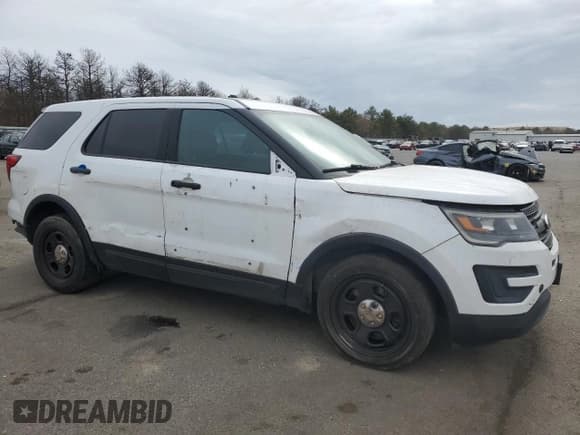 ✅ 2018 Ford Police Interceptor Utility • VIN: 1FM5K8AR6JGA37103 • Лот: 47855325. Опубликован ранее на Copart с пробегом 101 170 миль. Бесплатный доступ к архиву аукционных продаж из США и подробный отчёт об истории автомобиля на DreamBid. Изображение 4.