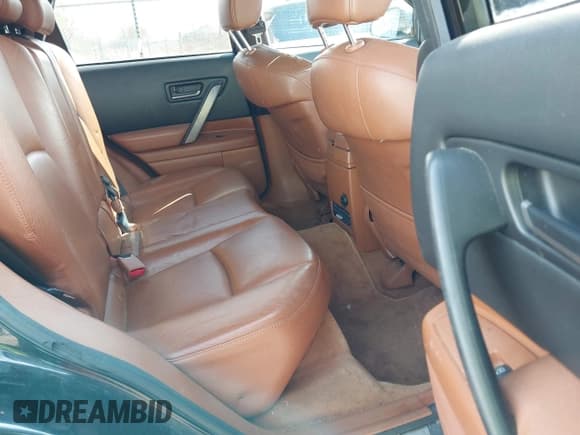 ✅ 2003 Infiniti FX Options • VIN: JNRBS08W93X403210 • Lot: 42119798. Listed on IAAI with 194,449 mi. Free auction sales archive from the USA and detailed vehicle history report at DreamBid. Image 8.