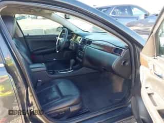 2016 Chevrolet Impala LTZ z VIN 2G1WC5E3XG1130974, wystawiony jako IAAI lot #43399138 z przebiegiem 162 235 mil mil oraz . Historia ofert i sprzedaży dostępna na DreamBid. Obrazek 5.