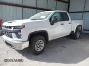 ✅ 2022 Chevrolet Silverado 2500HD Work Truck • VIN: 1GC2YLE73NF218219 • Lot: 41660179. Wystawiony na IAAI z przebiegiem 132 538 mil. Bezpłatny archiwum sprzedaży aukcyjnych z USA i szczegółowy raport historii pojazdu na DreamBid. Zdjęcie 2.