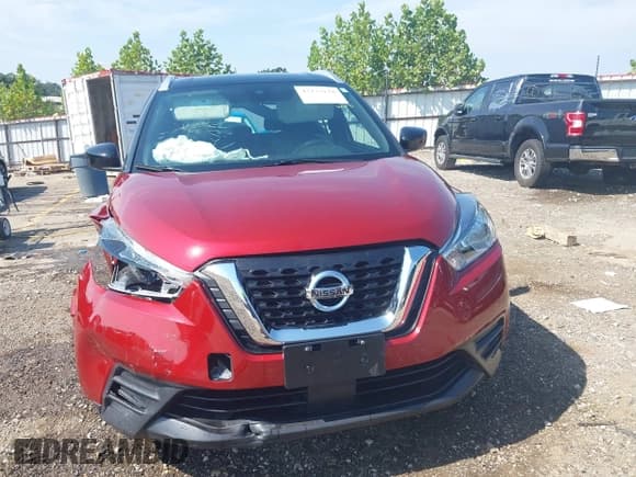 ✅ 2020 Nissan Kicks SV • VIN: 3N1CP5CV2LL535077 • Lot: 43233118. Listed on IAAI with 32,789 mi. Free auction sales archive from the USA and detailed vehicle history report at DreamBid. Image 12.