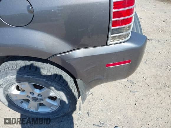 2006 Mercury Mariner Luxury с VIN 4M2CU57116KJ19454, выставлен на аукционе IAAI как лот 42436725 с пробегом 244 689 миль миль и . История ставок и продаж доступна на DreamBid. Изображение 12.