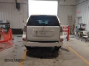 ✅ 2014 Lexus GX 460 • VIN: JTJBM7FX6E5072497 • Lot: 42120926. Wystawiony na IAAI z przebiegiem 148 150 mil. Bezpłatny archiwum sprzedaży aukcyjnych z USA i szczegółowy raport historii pojazdu na DreamBid. Zdjęcie 17.