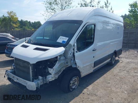✅ 2020 Ford Transit Cargo • VIN: 1FTBW3X8XLKB54647 • Lot: 42751271. Listed on IAAI with 105,990 mi. Free auction sales archive from the USA and detailed vehicle history report at DreamBid. Image 2.