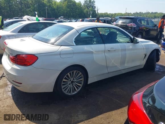 ✅ 2015 BMW 4 Series 428i xDrive • VIN: WBA3T1C55FP819827 • Lot: 42847240. Listed on IAAI with 72,040 mi. Free auction sales archive from the USA and detailed vehicle history report at DreamBid. Image 4.