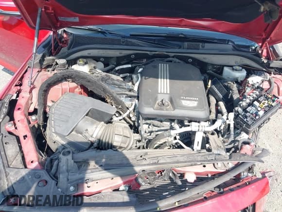 ✅ 2020 Cadillac CT5 Sport • VIN: 1G6DU5RK9L0139896 • Lot: 43276648. Wystawiony na IAAI z przebiegiem 32 mil. Bezpłatny archiwum sprzedaży aukcyjnych z USA i szczegółowy raport historii pojazdu na DreamBid. Zdjęcie 10.