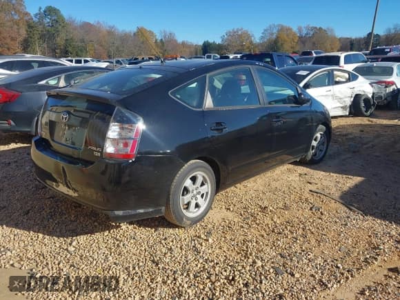 ✅ 2005 Toyota Prius • VIN: JTDKB20U953068417 • Лот: 43686658. Опубликован ранее на IAAI с пробегом 187 219 миль. Бесплатный доступ к архиву аукционных продаж из США и подробный отчёт об истории автомобиля на DreamBid. Изображение 4.