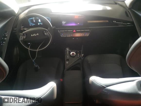 ✅ 2024 Kia Niro EX • VIN: KNDCS3LF0R5189094 • Lot: 44306265. Listed on Copart with 22 mi. Free auction sales archive from the USA and detailed vehicle history report at DreamBid. Image 8.