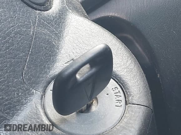 ✅ 2007 Pontiac Vibe • VIN: 5Y2SL65877Z439459 • Лот: 42970553. Опубликован ранее на IAAI с пробегом 253 299 миль. Бесплатный доступ к архиву аукционных продаж из США и подробный отчёт об истории автомобиля на DreamBid. Изображение 11.