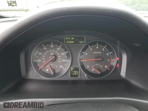 ✅ 2010 Volvo C70 • VIN: YV1672MC8AJ093250 • Lot: 64787014. Listed on Copart with 177,856 mi. Free auction sales archive from the USA and detailed vehicle history report at DreamBid. Image 9.