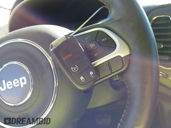 ✅ 2018 Jeep Compass Latitude • VIN: 3C4NJDBB1JT254605 • Лот: 43499328. Опубликован ранее на IAAI с пробегом 101 947 миль. Бесплатный доступ к архиву аукционных продаж из США и подробный отчёт об истории автомобиля на DreamBid. Изображение 11.