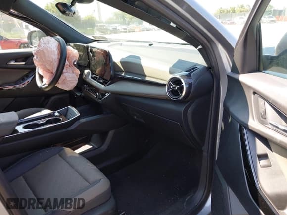 ✅ 2025 Chevrolet Equinox AWD LT • VIN: 3GNAXPEG1SL118781 • Lot: 42671883. Wystawiony na IAAI z przebiegiem 11 083 mil. Bezpłatny archiwum sprzedaży aukcyjnych z USA i szczegółowy raport historii pojazdu na DreamBid. Zdjęcie 5.