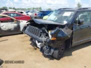 ✅ 2017 Jeep Renegade Latitude • VIN: ZACCJABB6HPG67093 • Lot: 42717078. Listed on IAAI with 107,655 mi. Free auction sales archive from the USA and detailed vehicle history report at DreamBid. Image 6.